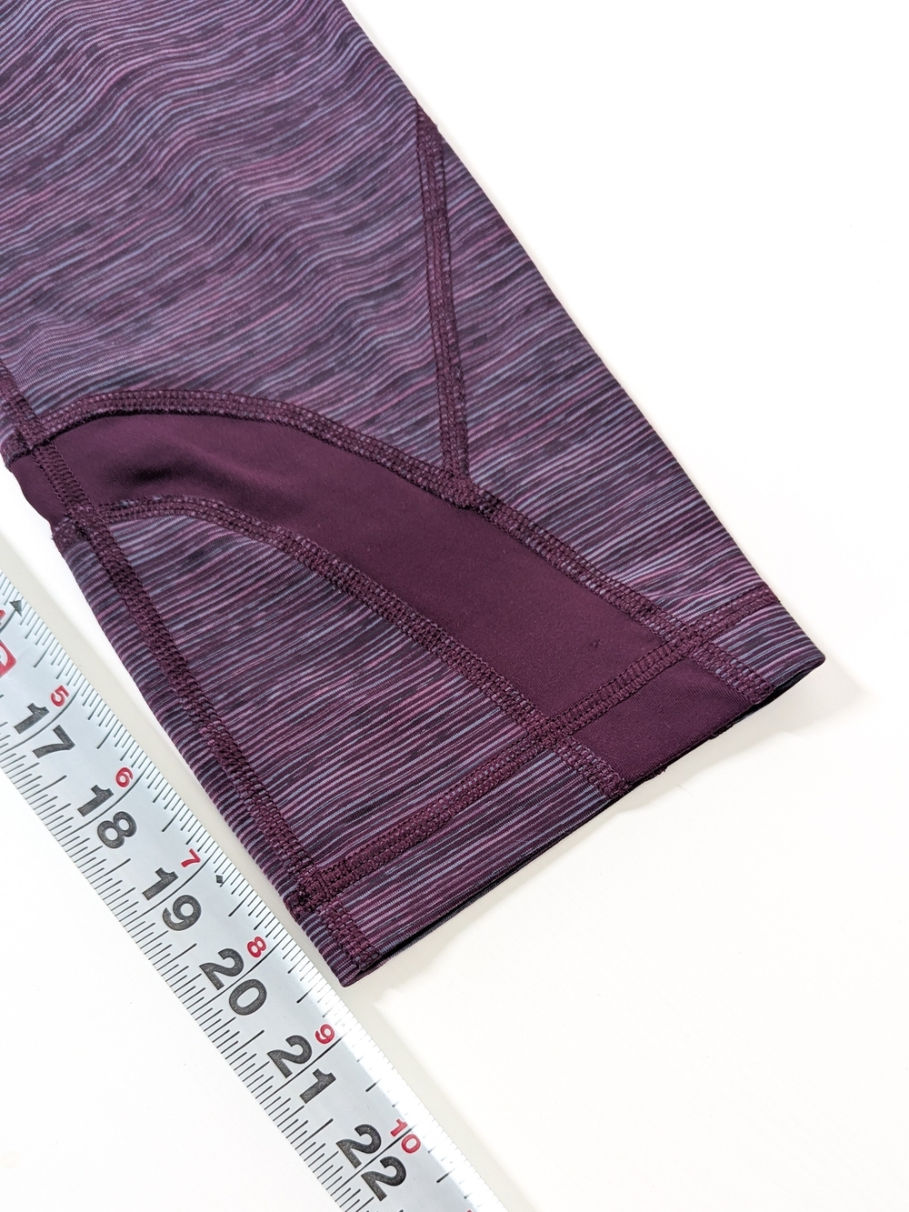 Lululemon Inspire Crop II Leggings, Heathered Purple, Size Small - Picture 9 of 9